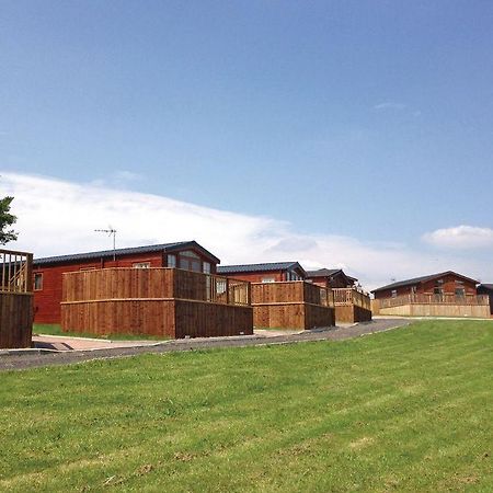 Weston Wood Lodges Melbourne  Ngoại thất bức ảnh