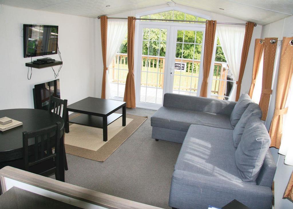 Weston Wood Lodges Melbourne  Ngoại thất bức ảnh