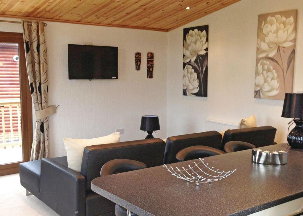 Weston Wood Lodges Melbourne  Ngoại thất bức ảnh