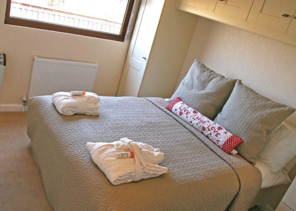 Weston Wood Lodges Melbourne  Ngoại thất bức ảnh