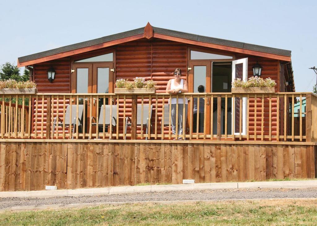 Weston Wood Lodges Melbourne  Ngoại thất bức ảnh